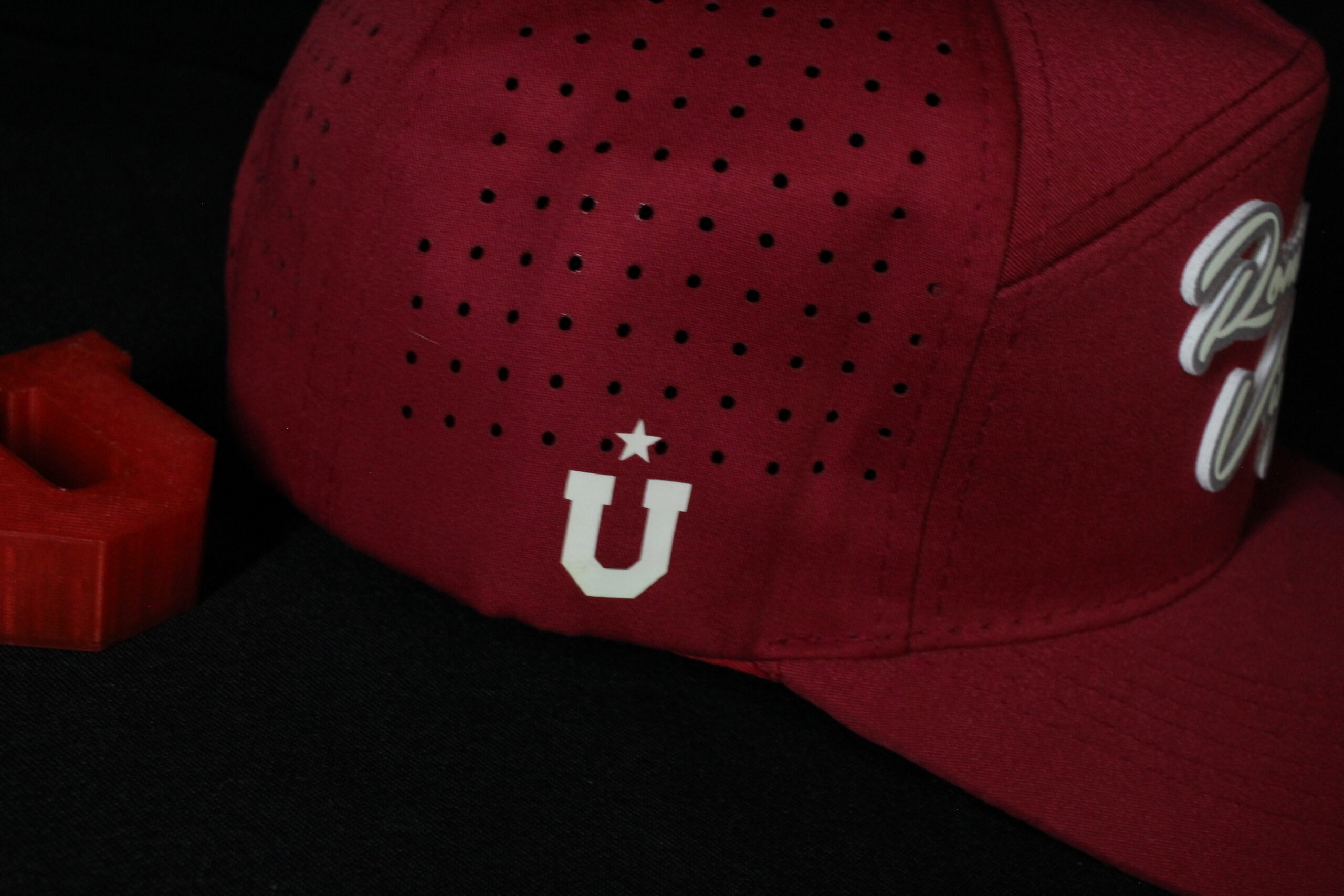 Romantico Viajero+Sale león+3 Regalos - Gorro U de Chile 3D Brilla en la oscuridad - Imagen 12