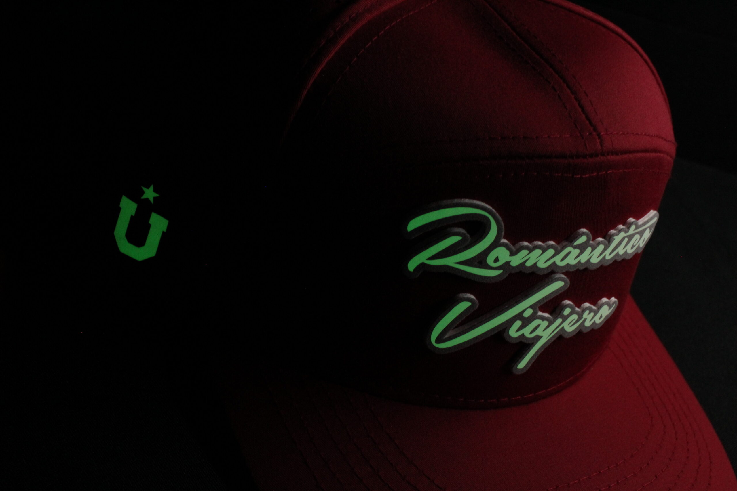 Romantico Viajero+Sale león+3 Regalos - Gorro U de Chile 3D Brilla en la oscuridad - Imagen 11